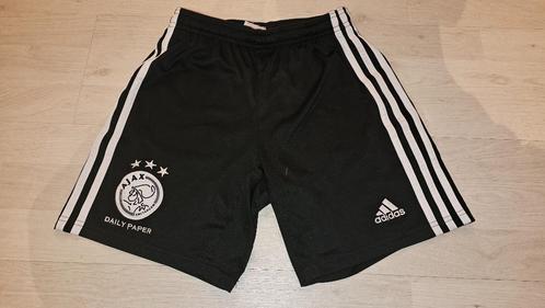 Ajax UIT 3e Short! Seizoen 22/23! Mt 152!, Kinderen en Baby's, Kinderkleding | Maat 152, Zo goed als nieuw, Ophalen of Verzenden