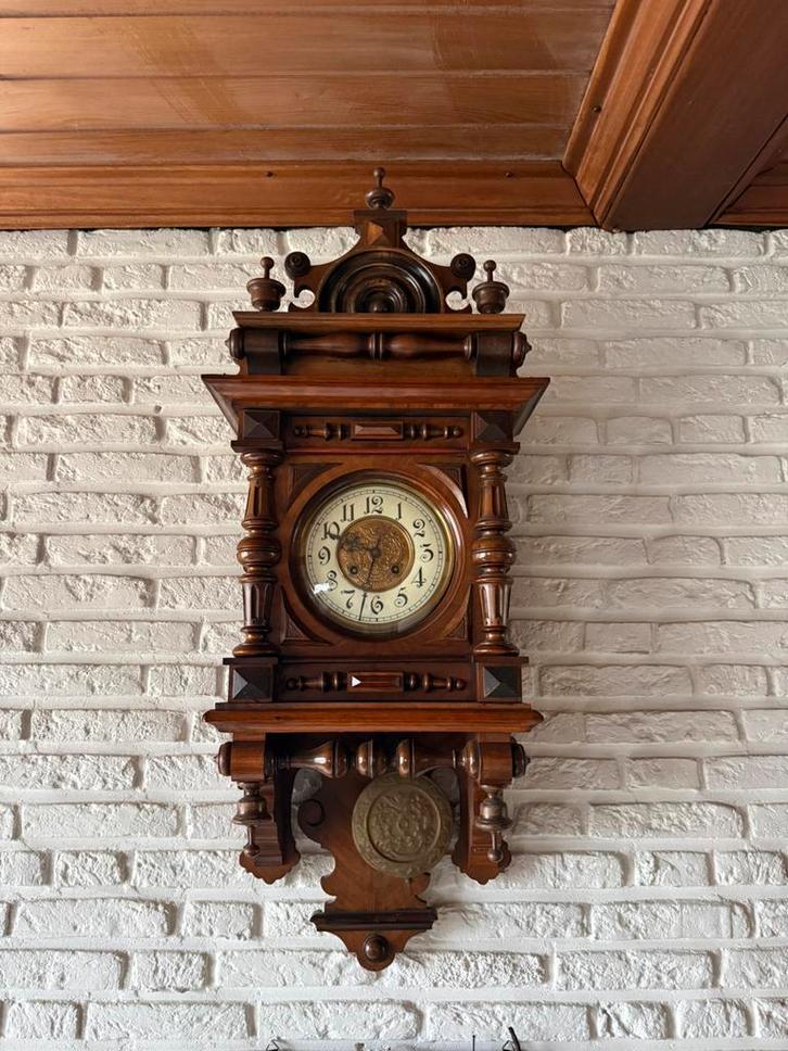 Antieke Wiener regulateur wandklok (werkend) met sleutel, Antiek en Kunst, Antiek | Klokken, Ophalen