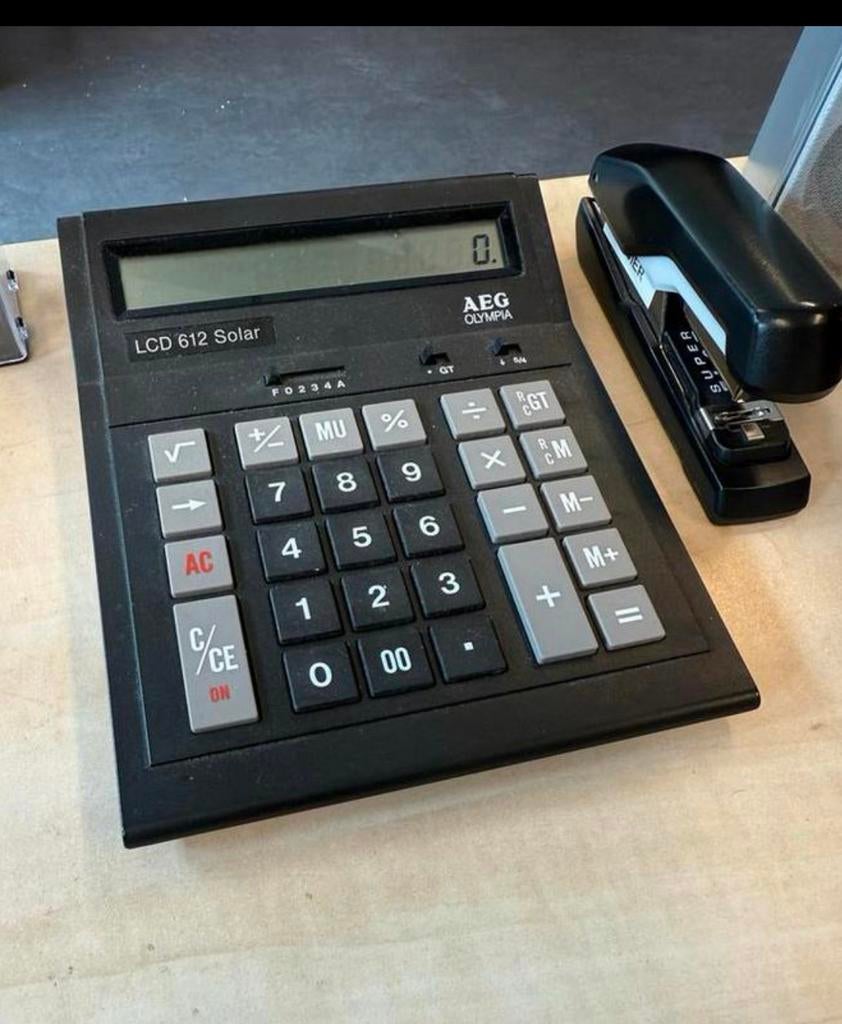 AEG Olympia LCD 612 calculator, Ophalen of Verzenden, Gebruikt