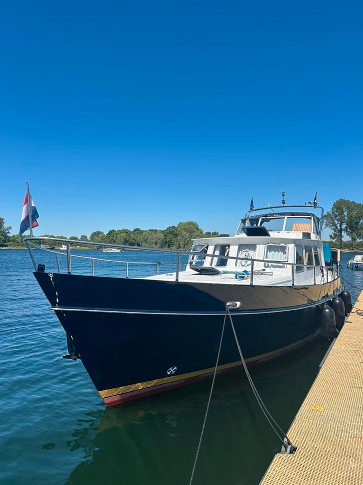Vries Lentsch kotter 1385, Watersport en Boten, Motorboten en Motorjachten, Gebruikt, Staal, 12 meter of meer, Diesel, Binnenboordmotor