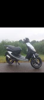 Peugeot vivacity scooter, Fietsen en Brommers, Ophalen of Verzenden, Zo goed als nieuw, Vivacity