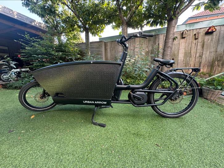 Urban Arrow Family Cargo Line (500Wh), Fietsen en Brommers, Fietsen | Bakfietsen, Gebruikt, Overige merken, 4 kinderen of meer