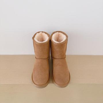 UGG– Premium kwaliteit, diverse maten, modellen en kleuren beschikbaar voor biedingen