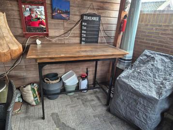 Statafel b120 x d82 x h107