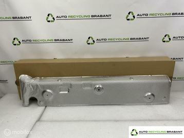Hitteschild Uitlaat Demper BMW X5 G05 NIEUW ORIG 51487424934 beschikbaar voor biedingen