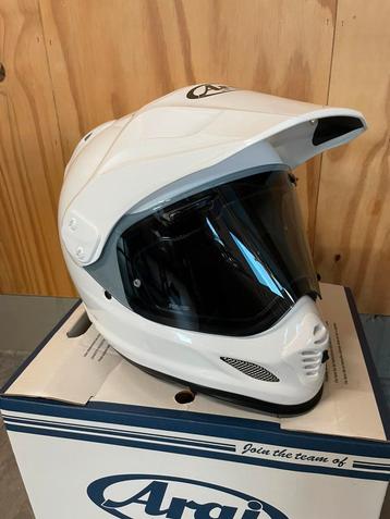 Arai tour X4, maat M, wit beschikbaar voor biedingen