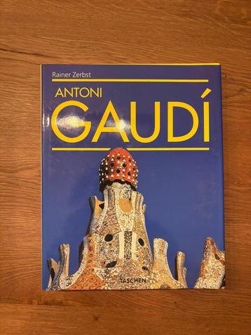 Verschillende boeken te koop (zie bijschrijving) beschikbaar voor biedingen