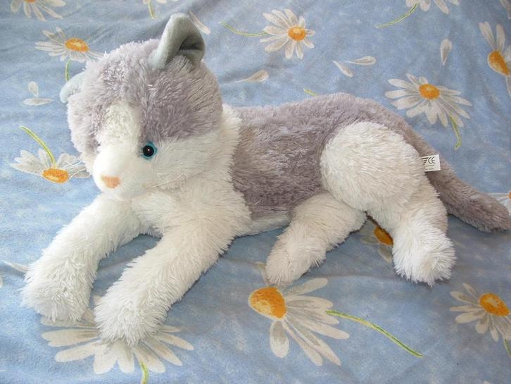 OSTOY POES PLUCHE LANGHARIG GRIJS/WIT GEVLEKT MET HARD, Kinderen en Baby's, Speelgoed | Knuffels en Pluche, Nieuw, Overige typen