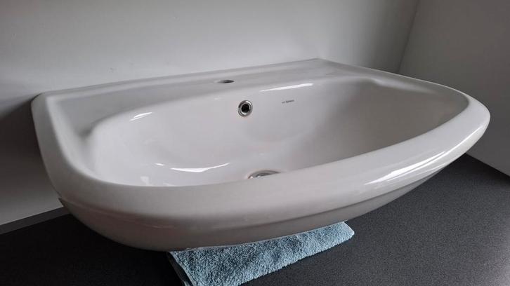 Sphinx Wastafel - Tijdloos Design -compleet met sifon, Huis en Inrichting, Badkamer | Badkamermeubels, Gebruikt, Wasbak of Wastafel