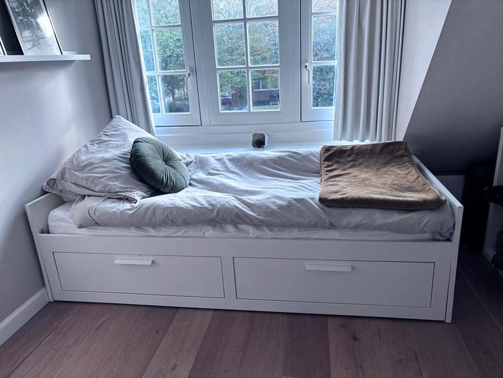IKEA Brimnes bedbank, Huis en Inrichting, Slaapkamer | Bedden, Zo goed als nieuw, Eenpersoons, 80 cm, 200 cm, Hout, Wit, Verstelbaar