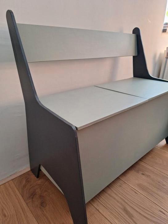 Klepbankje met opbergruimte onder de zitting, Kinderen en Baby's, Kinderkamer | Overige Meubels, Zo goed als nieuw, Overige typen