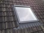 VELUX GGU UK08 KUNSTOF DAKRAAM ( 134x140 ), Doe-het-zelf en Verbouw, Glas en Ramen, Ophalen, Minder dan 80 cm, 80 tot 120 cm, Zo goed als nieuw