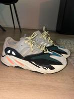 YEEZY BOOST 700 V1 WAVE RUNNER ORIGINEEL, Sport en Fitness, Volleybal, Ophalen of Verzenden, Zo goed als nieuw, Schoenen