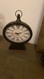 Landelijk klokje ovaal, Ophalen of Verzenden, Zo goed als nieuw, Wekker of Tafelklok