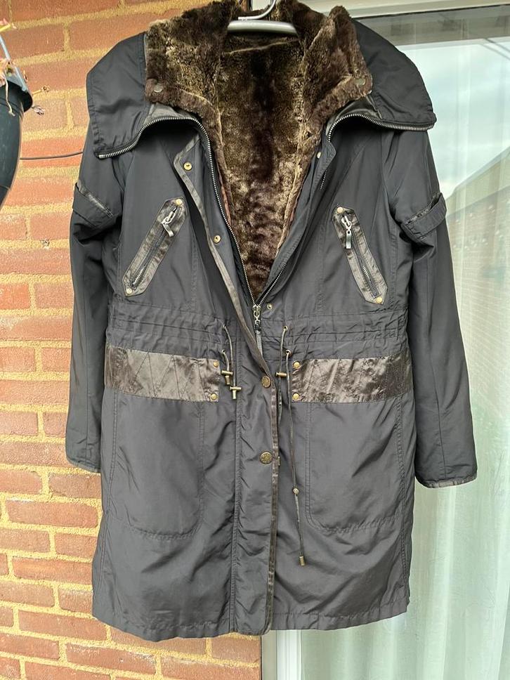 Creenstone gevoerde winterjas mt 42 zwart, Kleding | Dames, Jassen | Winter, Gedragen, Maat 42/44 (L), Zwart, Ophalen of Verzenden