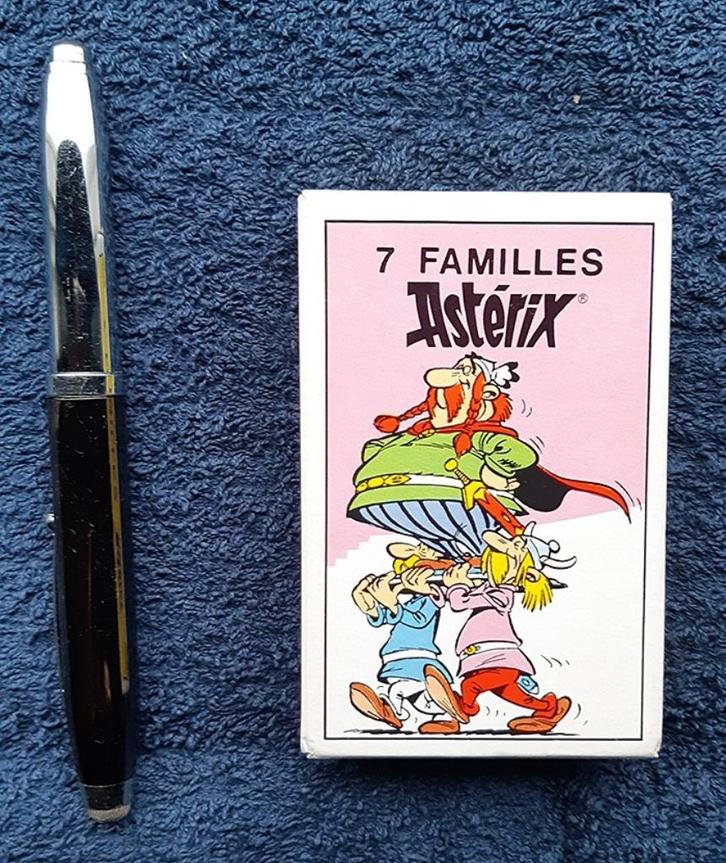 Asterix 7 Familles. Frans kaartspel (als kwartet), Hobby en Vrije tijd, Gezelschapsspellen | Kaartspellen, Zo goed als nieuw, Verzenden