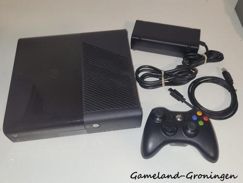 Xbox 360 New Slim 250GB met Controller & Bedrading, Spelcomputers en Games, Spelcomputers | Xbox 360, Gebruikt, 250 GB, 360 E