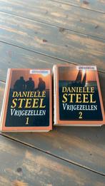 Danielle Steel vrijgezellen grootletterboeken, Gelezen, Ophalen of Verzenden, Nederland