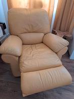 Relax stoel leer geel fauteuil, Huis en Inrichting, Fauteuils, Ophalen, Zo goed als nieuw, 50 tot 75 cm, Leer