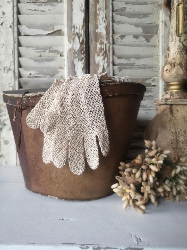 Antieke hoedendoos, Antiek en Kunst, Antiek | Kleding en Accessoires, Ophalen of Verzenden