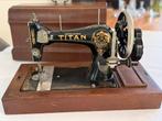 Antieke Titan (Winselmann) naaimachine, in prachtige staat, Antiek en Kunst, Antiek | Naaimachines, Ophalen