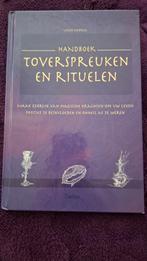 Handboek toverspreuken en rituelen van vicky gabriel, Ophalen of Verzenden, Zo goed als nieuw, Spiritualiteit algemeen