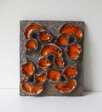 Keramiek wandbord tegel oranje bloemmotieven van Erp 3620-t, Antiek en Kunst, Antiek | Wandborden en Tegels, Ophalen of Verzenden