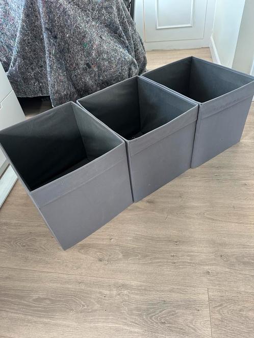 3x grijze IKEA kallax opbergdozen en hangmat, Doe-het-zelf en Verbouw, Kratten en Dozen, Zo goed als nieuw, Doos, Minder dan 50 cm