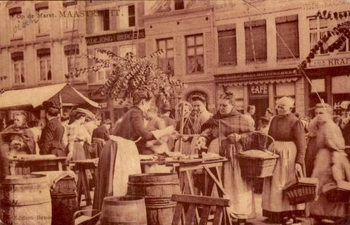 Maastricht - Markt, Verzamelen, Ansichtkaarten | Nederland, Gelopen, Limburg, Voor 1920, Verzenden