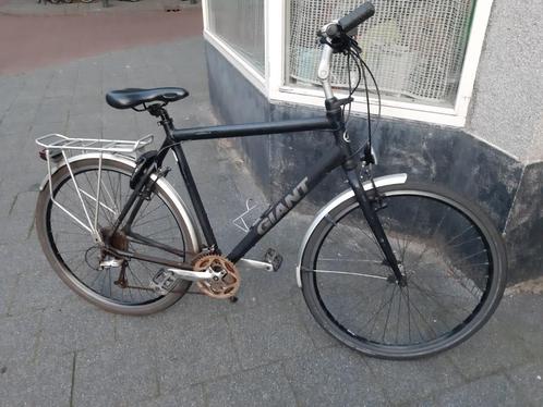 Giant zwarte heren jongensfiets, Expedetin.3, Fietsen en Brommers, Fietsen | Jongens, Gebruikt, 26 inch of meer, Handrem, Versnellingen