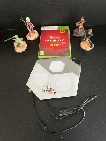 Disney infinity xbox 360 game spel disc +portal en poppetjes beschikbaar voor biedingen