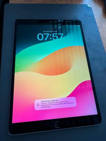 iPad Air 3 2019, iOS 18.5, 64GB, WiFi beschikbaar voor biedingen