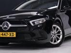 Mercedes-Benz A-Klasse 200 AMG Sport [SPORTSTOELEN, CAMERA,, Auto's, Gebruikt, 4 cilinders, Zwart, Leder