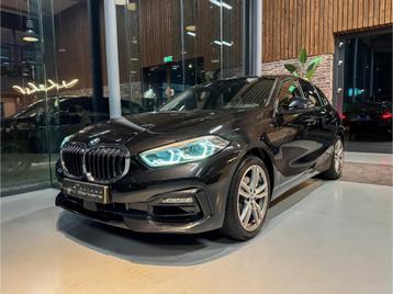BMW 1-serie 118i Edition Nieuw model, Sportpakket, Carplay,  beschikbaar voor biedingen
