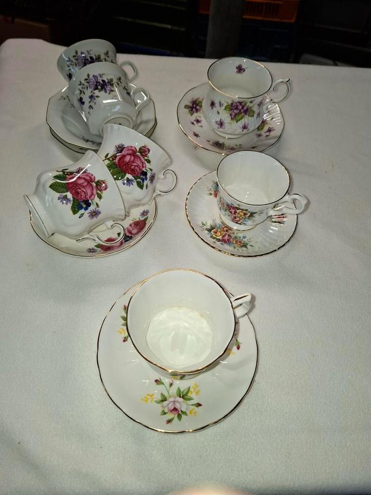 Engelse Theekopjes Set, Huis en Inrichting, Keuken | Servies, Gebruikt, Kop(pen) en/of Schotel(s), Overige stijlen, Porselein