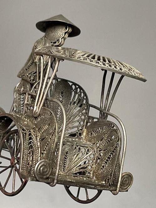 Zilveren Betjak uit Indonesië., Antiek en Kunst, Antiek | Goud en Zilver, Zilver, Ophalen of Verzenden