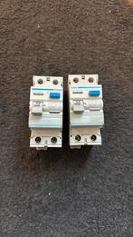 Hager 40A aardlekschakelaar CDA240G, Hobby en Vrije tijd, Ophalen of Verzenden, Zo goed als nieuw