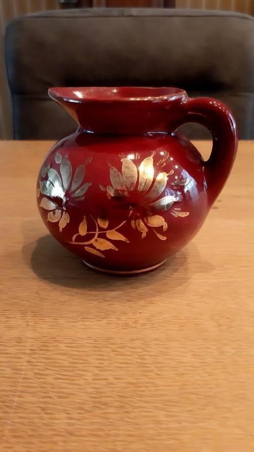 rode vaasje, Huis en Inrichting, Woonaccessoires | Vazen, Gebruikt, Rood, Minder dan 50 cm, Aardewerk of Porselein, Ophalen of Verzenden