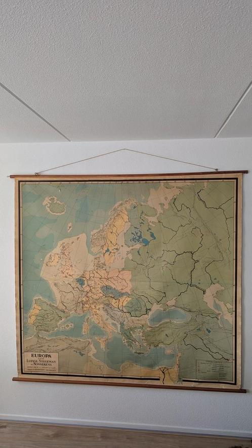 ️ Zeldzame wandkaart Europa (1951), Antiek en Kunst, Antiek | Schoolplaten, Aardrijkskunde, Ophalen