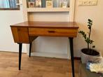 Vintage ANTIEK  kinder bureau kersenhout, Huis en Inrichting, Bureaus, Ophalen, Gebruikt