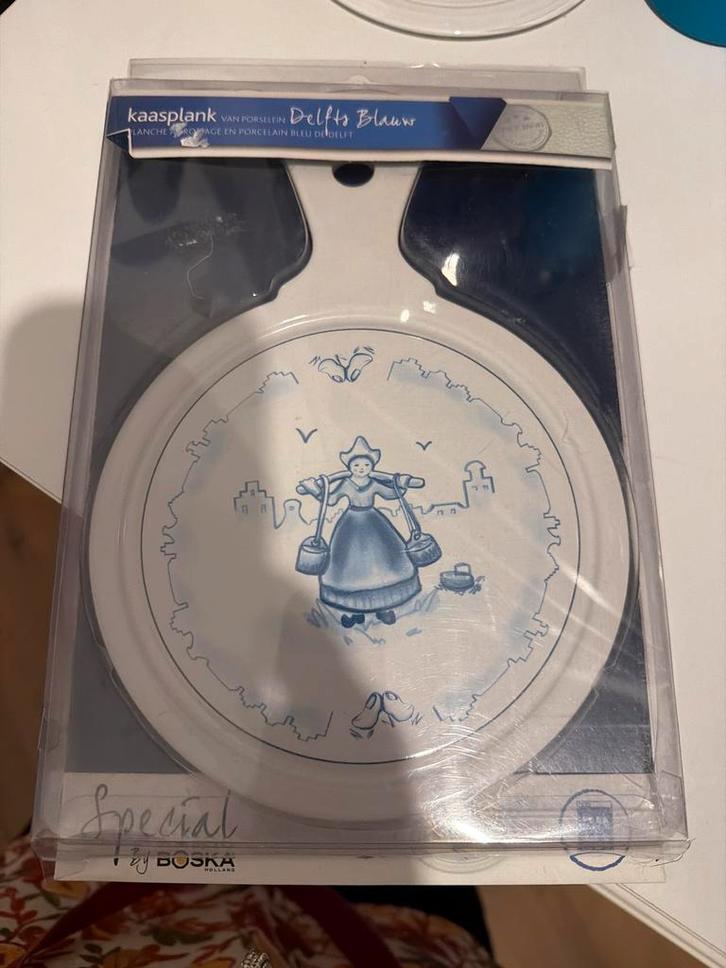 Delfts Blauw Kaasplank - Nieuw in Verpakking, Antiek en Kunst, Antiek | Keramiek en Aardewerk, Ophalen of Verzenden
