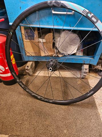 Diverse achterwielen racefiets mtb disc  beschikbaar voor biedingen