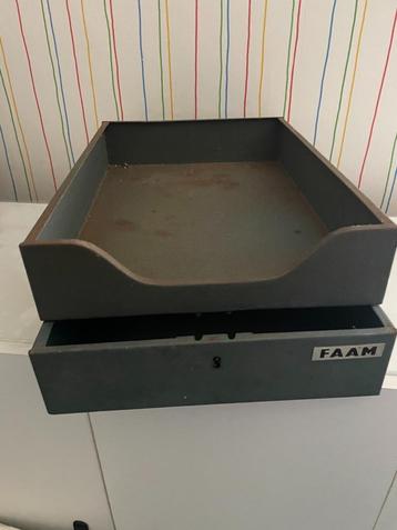 OUDE ijzer FAAM (rol pepermunt),,Toonbank Bak  beschikbaar voor biedingen