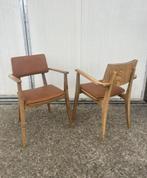 22 stuks houten horeca restaurant design stoelen Satteliet, Ophalen, Bruin, Hout, Zo goed als nieuw