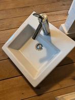 Wastafel met kraan, Ophalen, Gebruikt, Met bad