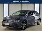 Volkswagen Polo 1.0 TSI 95pk DSG Life | (bj 2024, automaat), 12 maanden, Stof, Gebruikt, Zwart