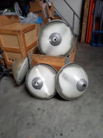 4 x HPS100 armaturen met pll36 watt gebruikt 