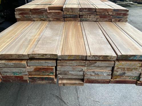 Hardhout-Timborana–planken–terrasdelen-schutting-dekdelen, Tuin en Terras, Palen, Balken en Planken, Zo goed als nieuw, Planken