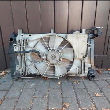 Radiateur/koelventilator Toyota Corolla E12 2003 Hatchback beschikbaar voor biedingen