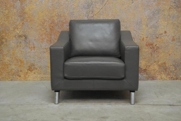 ZGANieuw grijze leren Leolux Antonia Diva design fauteuil, Huis en Inrichting, Fauteuils, Zo goed als nieuw, Leer, Metaal, 75 tot 100 cm